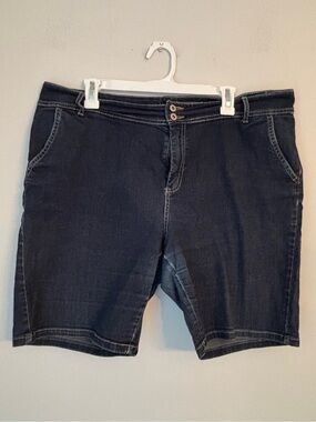 Women's Dark Wash Denim Bermuda Shorts - Black